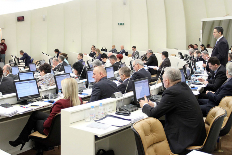 Zbog nedostatka kvoruma prekinuta sjednica Parlamenta BiH