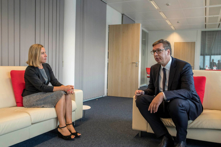 Vučić neće sa Tačijem, neizvjestan nastavak dijaloga