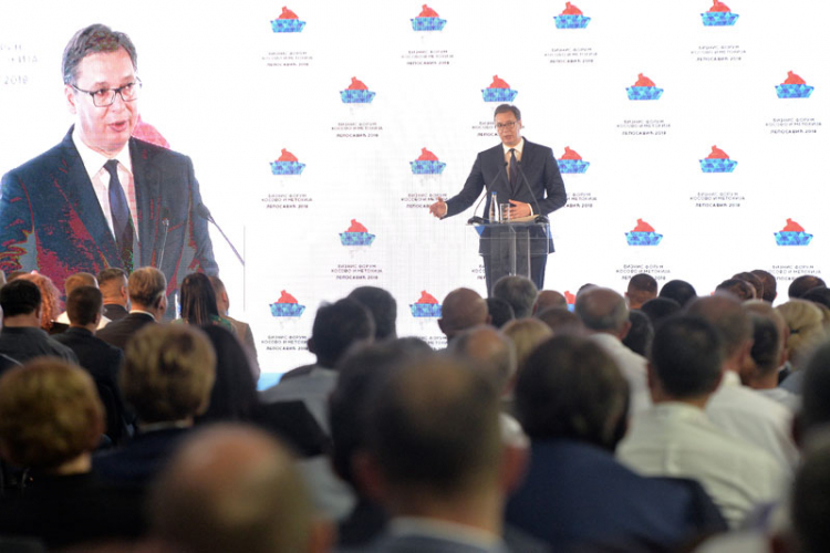 Vučić: Malo ko bi volio da bude u mojoj ili Tačijevoj koži