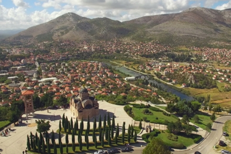Grad renovira stambene objekte majkama poginulih boraca