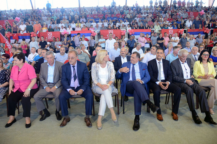 Dodik: Za srpski narod važno da ima državu i slobodu