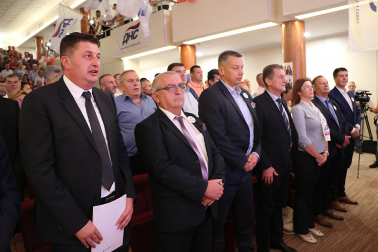U Trebinju održana centralna tribina DNS-a