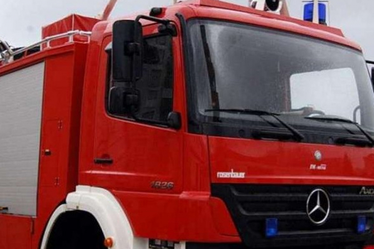 Lakše povrijeđen vatrogasac tokom intervencije