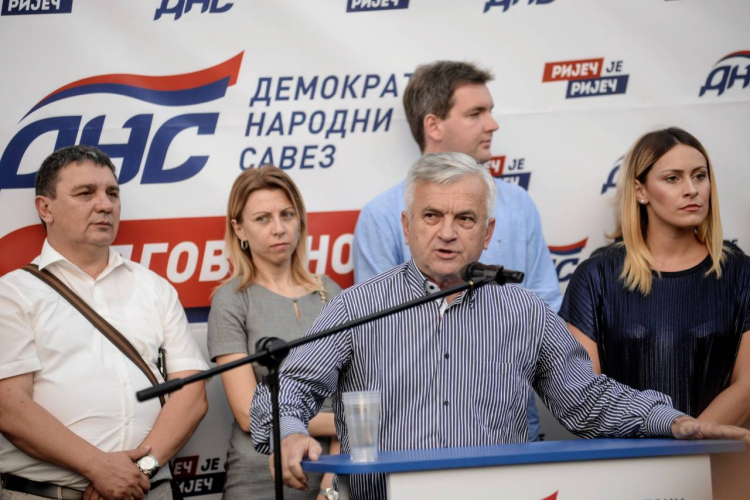 Čubrilović: DNS nastavlja živjeti sa narodom