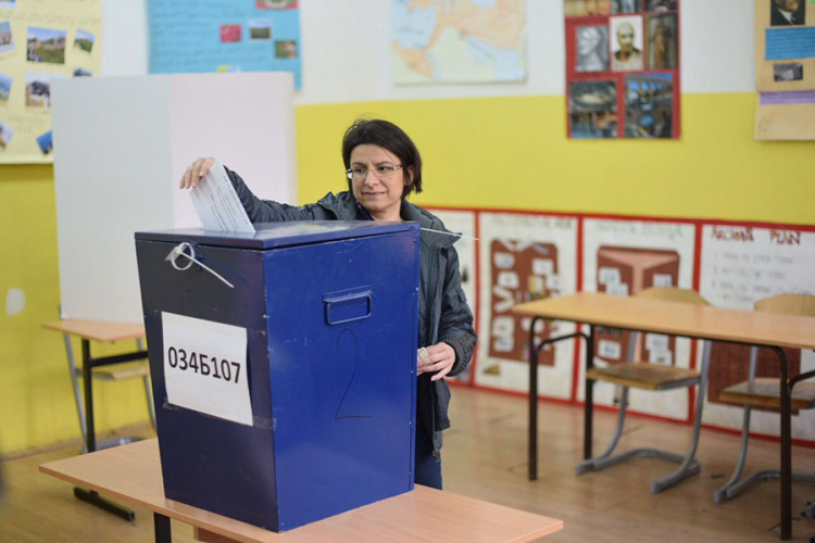 Hiljade ljudi lažno prijavljene za glasanje iz inostranstva