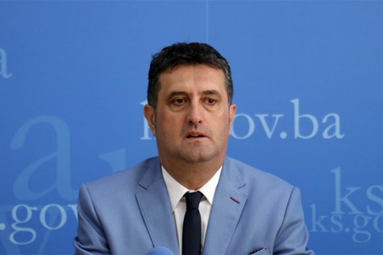 Uvećani koeficijenti doktorima medicine i stomatologije