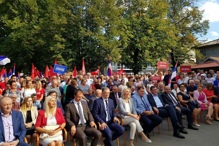 Dodik: Dodatni ekonomski razvoj za Lopare i sva mjesta u Srpskoj