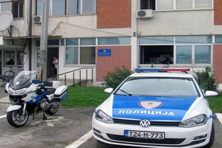 Ukradeno auto rentakar firme