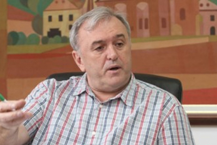 Umičević: Birati domaćine, ljude od reda i rada