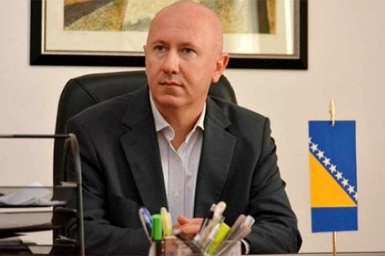 Dunović pokrenuo postupak za ocjenu ustavnosti Porodičnog zakona FBiH