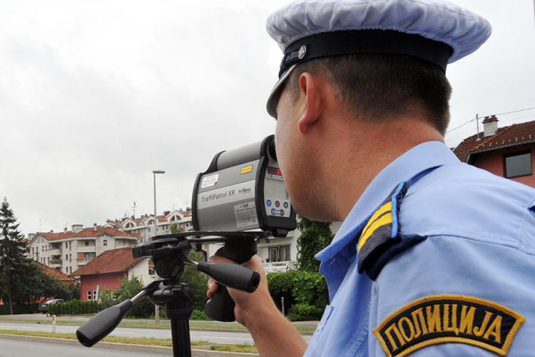 Policijskog načelnika "upecao" radar pa ostao bez dozvole