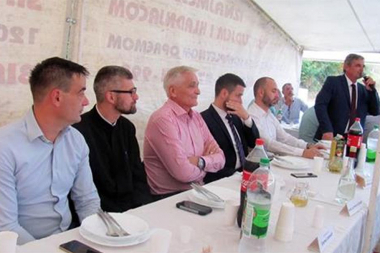 Špirić posjetio hram u izgradnji u selu Bistrica