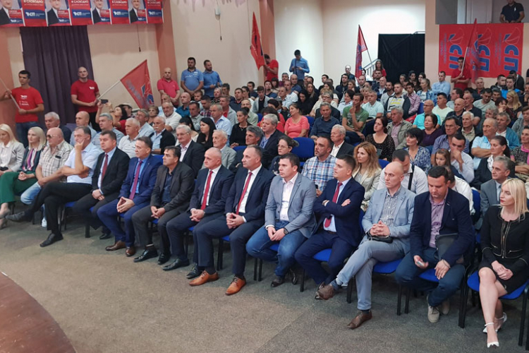Đokić: Privredni život opštine Lopare biće obogaćen novim projektima