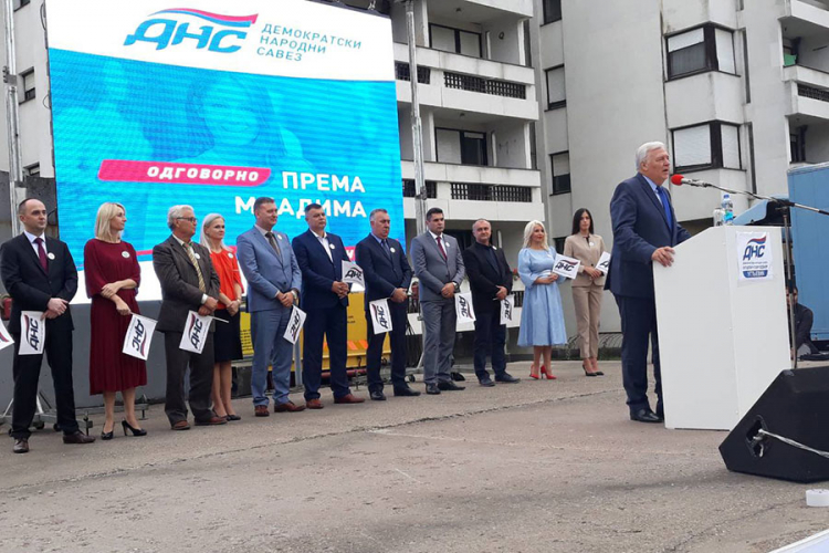 DNS Semberiju vodi u sigurnu budućnost