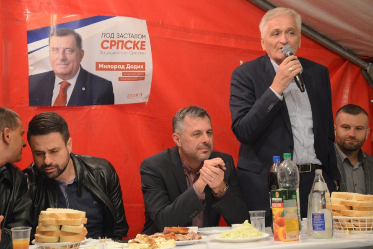 Pušten u saobraćaj asfaltirani put u naselju Petrićevac