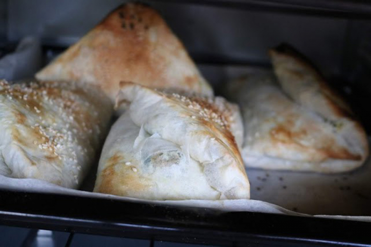 Pita sa sirom i špinatom