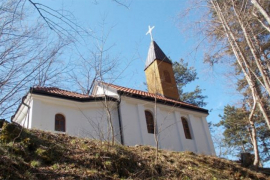Maloljetnici provalili u katoličku crkvu u Prijedoru