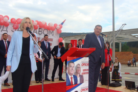 Dodik: Jezero i Republiku čekaju bolji dani