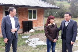 Do početka zime useljenje u novi dom za samohranu majku tri djevojčice