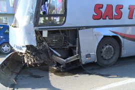 Sudar autobusa i automobila na putu Bijeljina-Ugljevik