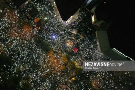 Hiljade ljudi uz Davora i Suzanu na Trgu Krajine u Banjaluci
