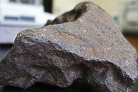 Vrijedan meteor koristili kao držač za vrata