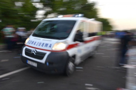 Kombi udario dvije djevojčice u dvorištu vrtića