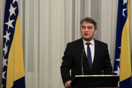 U Mostaru osvanuo transparent: "Željko Komšić - persona non grata"