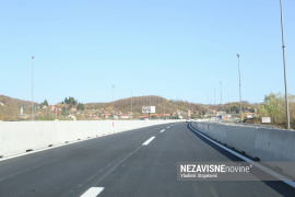 Uklonjene sporne naplatne kućice u Glamočanima