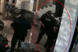 Policajci priznali da su zlostavljali građane: Pogledajte snimke ...