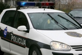 Pretresi u Tuzlanskom kantonu, pronađeno oružje, bakarno posuđe i ...