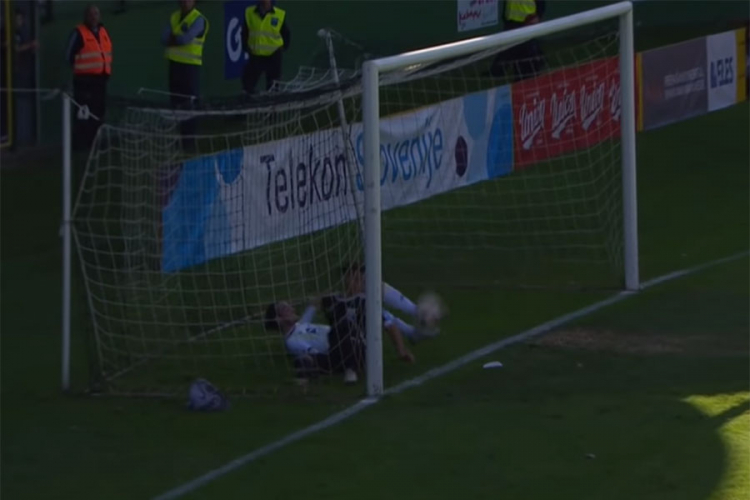 Slovenac nevjerovatno spasio pogodak sa gol linije