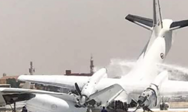 Kamere snimile sudar vojnih aviona u Sudanu