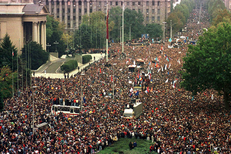 18 godina od petooktobarskih demonstracija