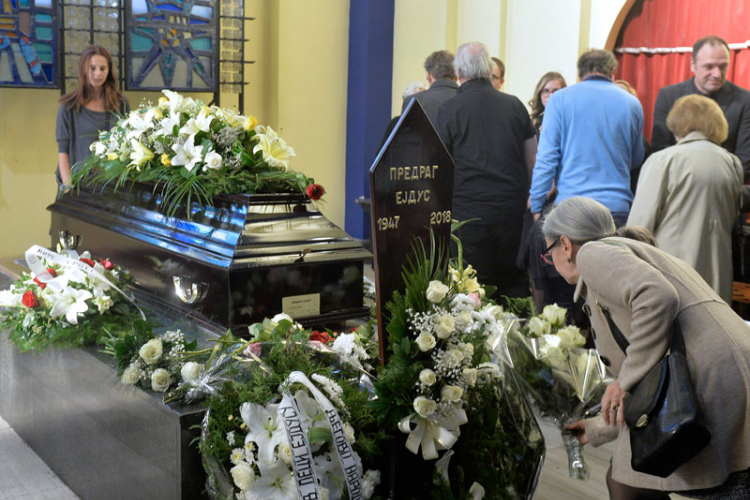 Porodica i kolege odali posljednju poštu Predragu Ejdusu