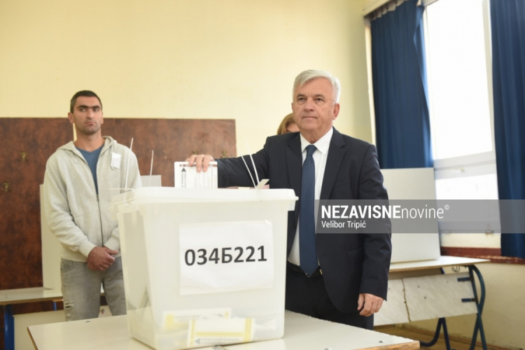 Čubrilović glasao u Banjaluci