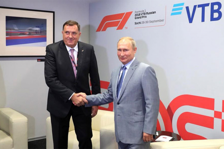 Dodik čestitao rođendan Putinu