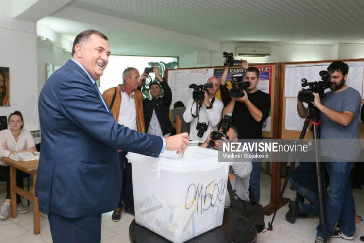 Dodik: Želim ljudima dobro zdravlje bez obzira za koga se opredijele