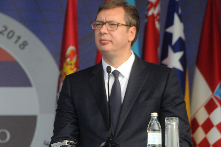 Vučić: Nismo divljaci, naći i kazniti napadače na Albance