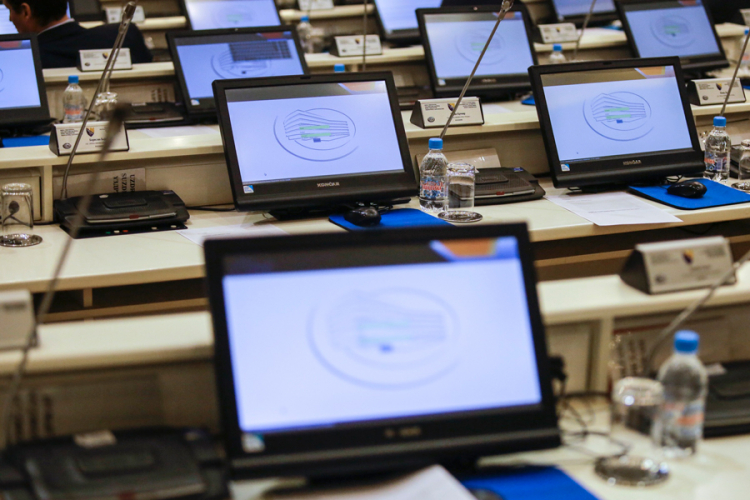 U parlament BiH ulazi 15 stranaka