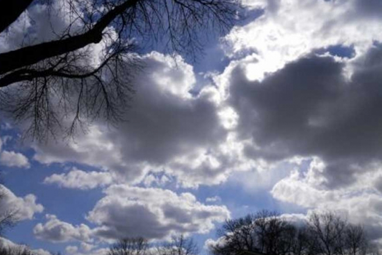 Pretežno oblačno, temperature do 26 stepeni