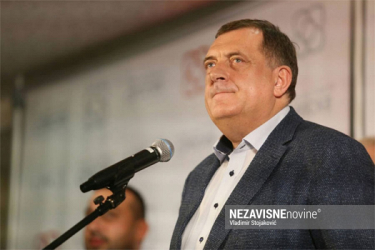 Dodik: Iznijeću inicijativu o priznavanju Krima dijelom Rusije