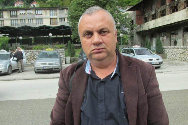 Pavlović: Besmisleno da mi pripisuju glasove, odustao sam