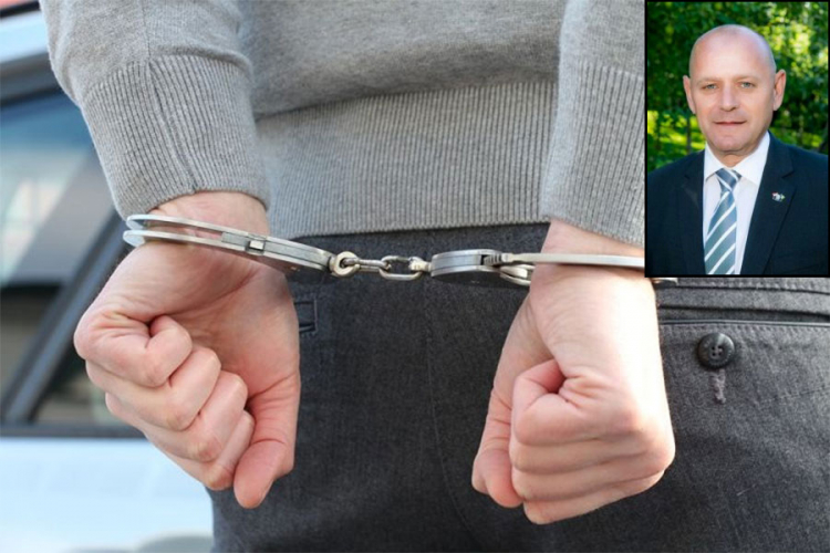 Rukovodilac u Ministarstvu za izbjegla i raseljena lica RS uhapšen zbog mita