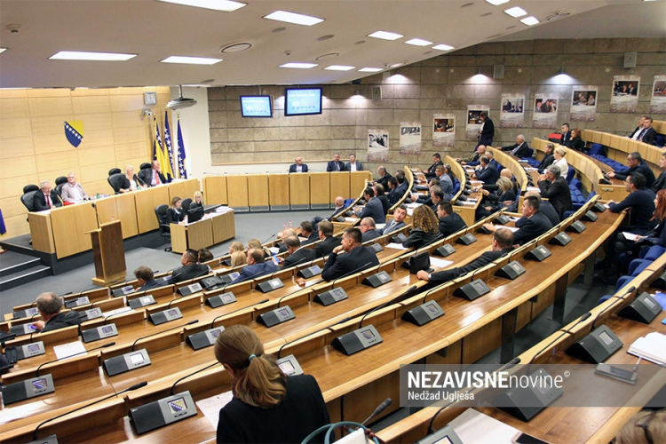 Za Parlament BiH u Srpskoj vodi SNSD, a u FBiH SDA