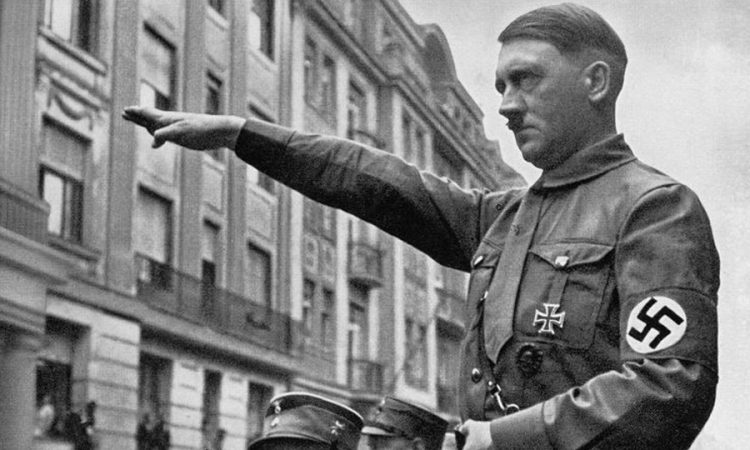 Dosije CIA otkriva: Hitler je bio homoseksualac?