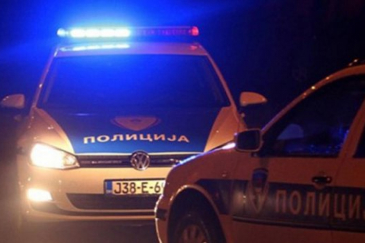 U sudaru tri auta troje povrijeđenih