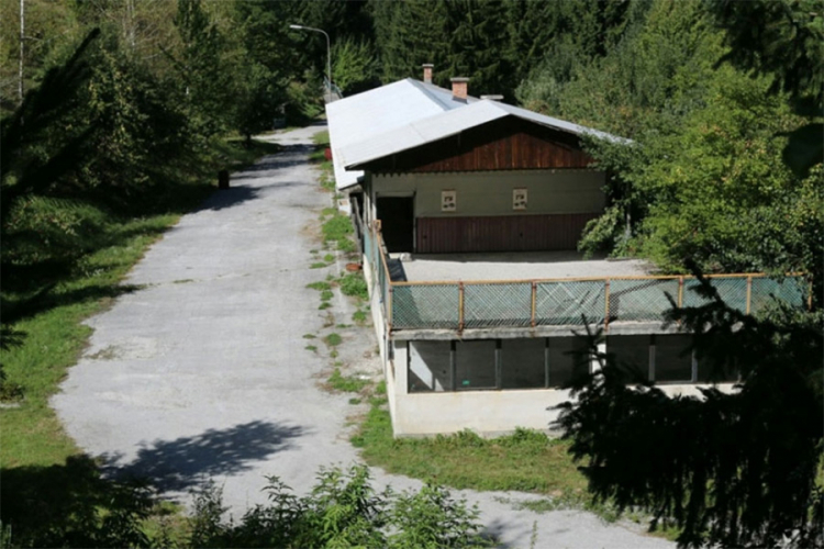 Kasarna Ušivak u Hadžićima u srijedu otvara vrata migrantima