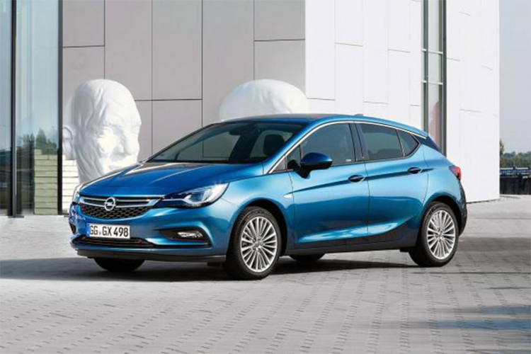 Najmlađi vozači troše milijarde na sređivanje automobila