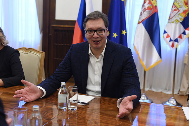 Predsjednik Srbije o ordenu: Svi Vučići bi bili srećni, ne samo ja
